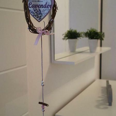 Kurzzeit-Apartment Nussdorf Wina Bagian luar foto